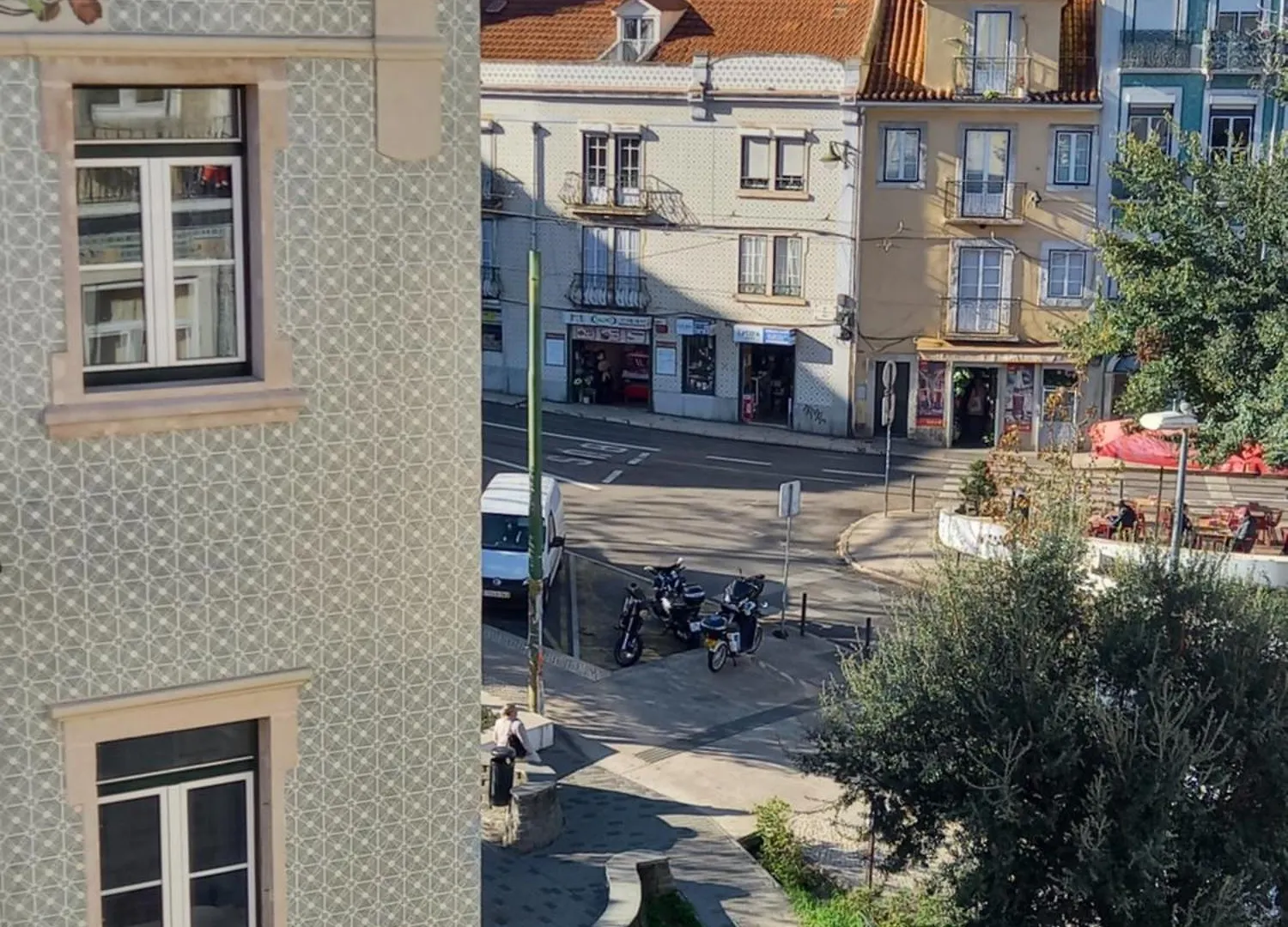 Charme Et Confort Au Coeur De Graca Lisbon Homestay