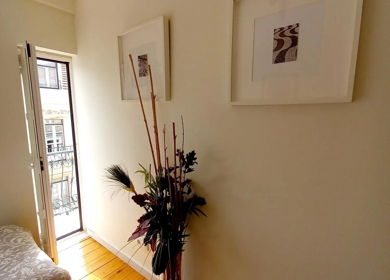 Charme Et Confort Au Coeur De Graca Lisbon Homestay